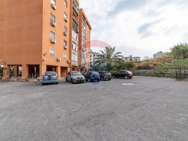appartamento in vendita a Catania in zona Villaggio Sant'Agata