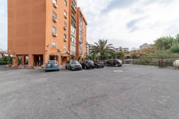 appartamento in vendita a Catania in zona Librino