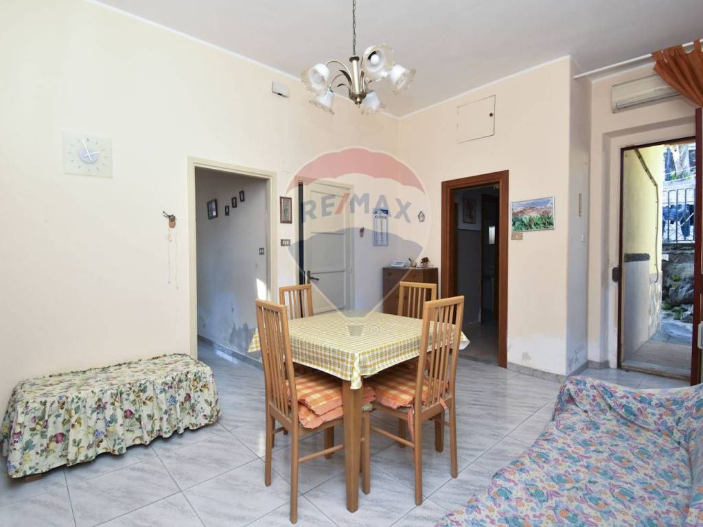 casa indipendente in vendita a Catania in zona Villaggio Dusmet