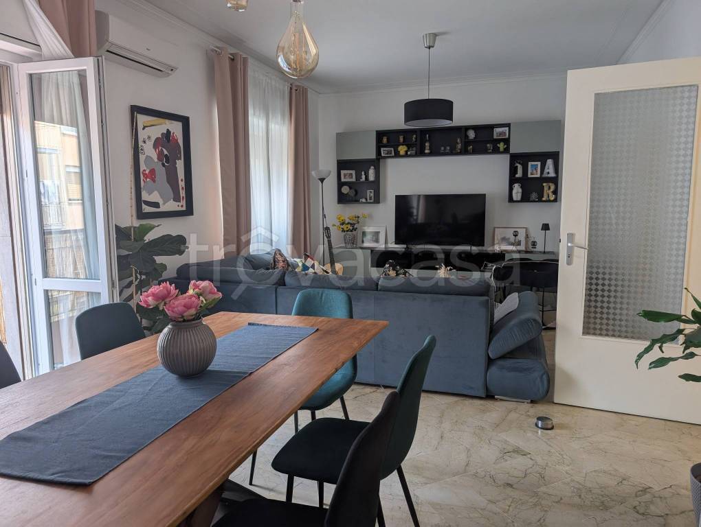 appartamento in vendita a Catania in zona Centro Storico