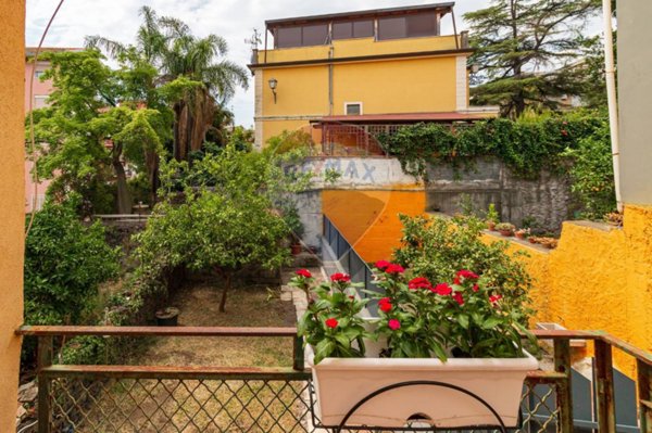 casa indipendente in vendita a Catania in zona Canalicchio