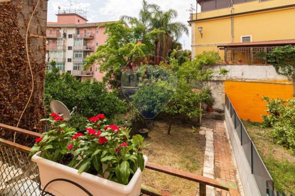 casa indipendente in vendita a Catania in zona Centro Storico