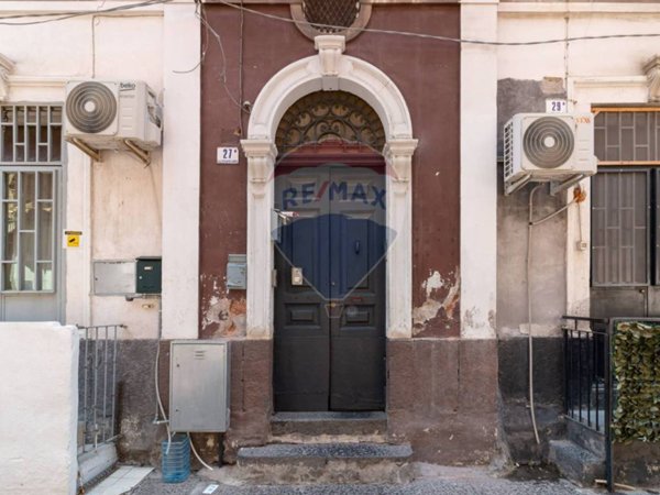 appartamento in vendita a Catania in zona Centro Storico