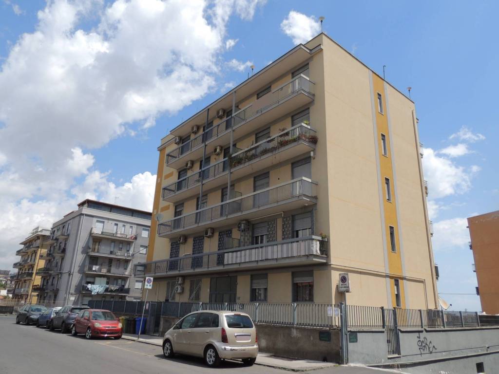 appartamento in vendita a Catania in zona Centro Storico