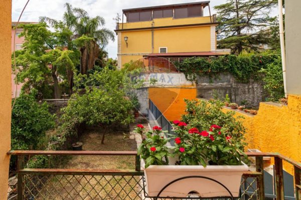 casa indipendente in vendita a Catania in zona Centro Storico