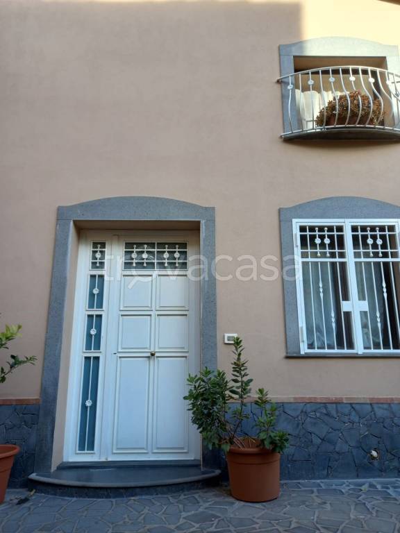 casa indipendente in vendita a Catania in zona Centro Storico