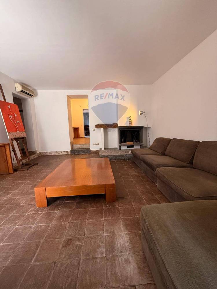casa indipendente in vendita a Catania