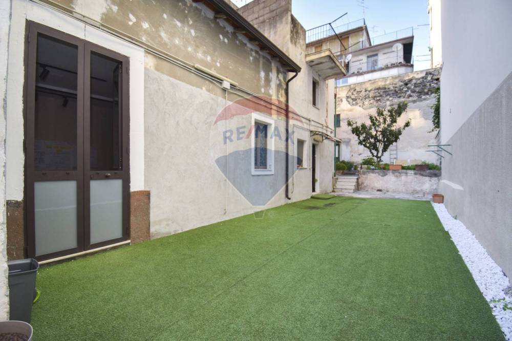 casa indipendente in vendita a Catania in zona Picanello