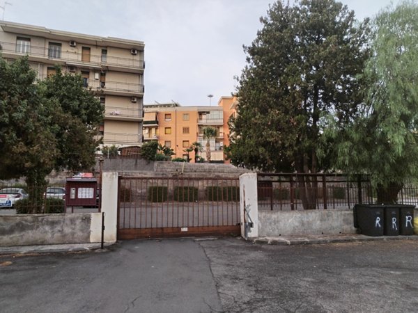 casa indipendente in vendita a Catania in zona Canalicchio