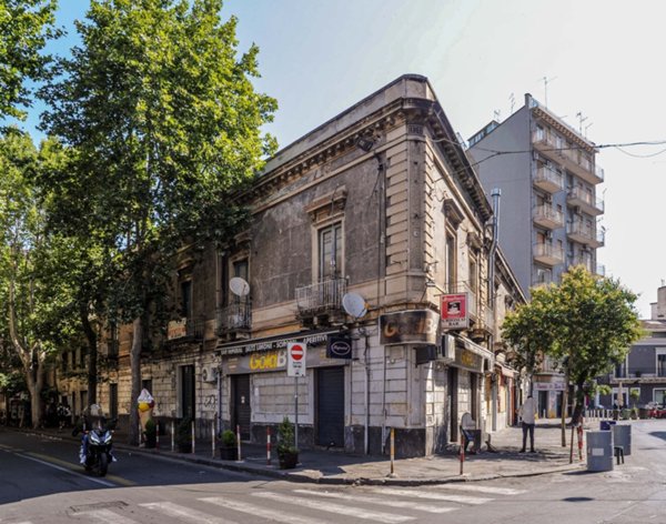 casa indipendente in vendita a Catania in zona Centro Storico
