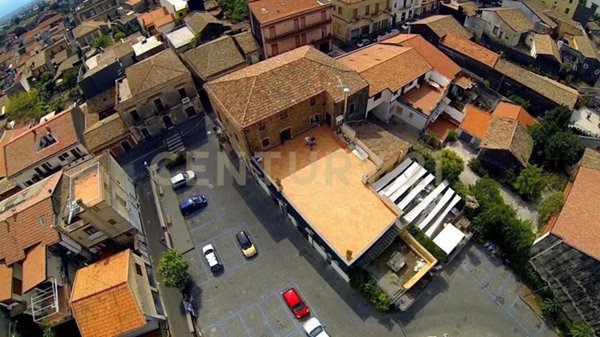 casa indipendente in vendita a Catania