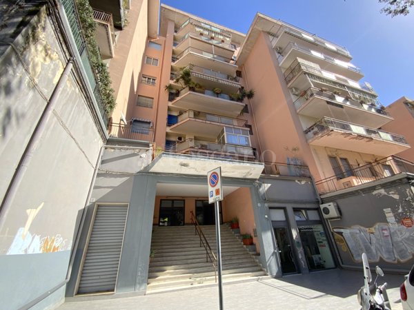 casa indipendente in vendita a Catania
