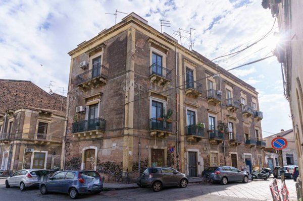 negozio in vendita a Catania in zona Centro Storico