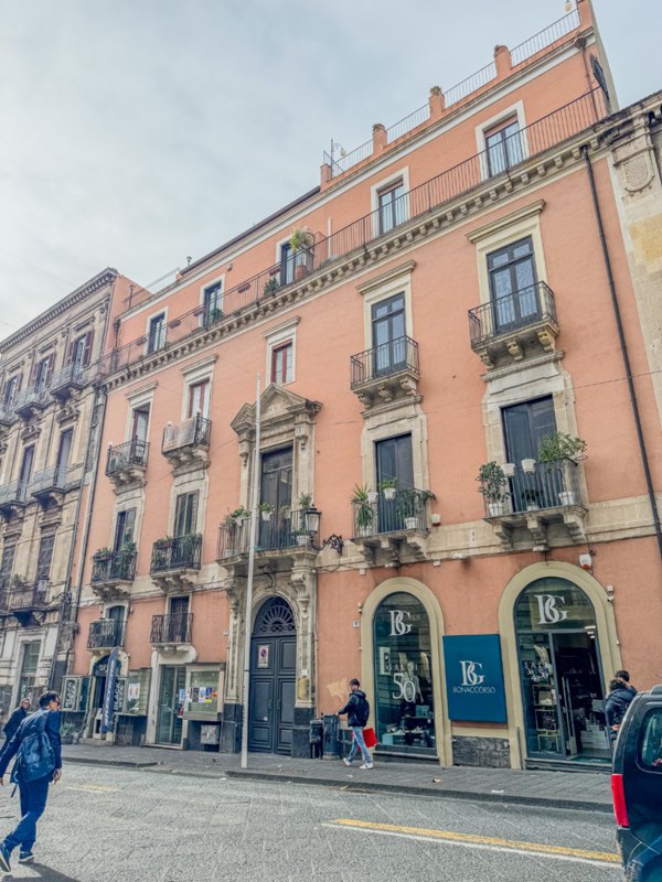 appartamento in vendita a Catania in zona Centro Storico