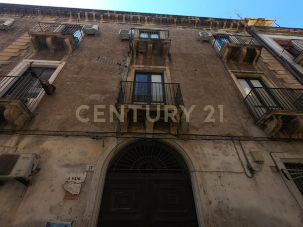 appartamento in vendita a Catania in zona Centro Storico
