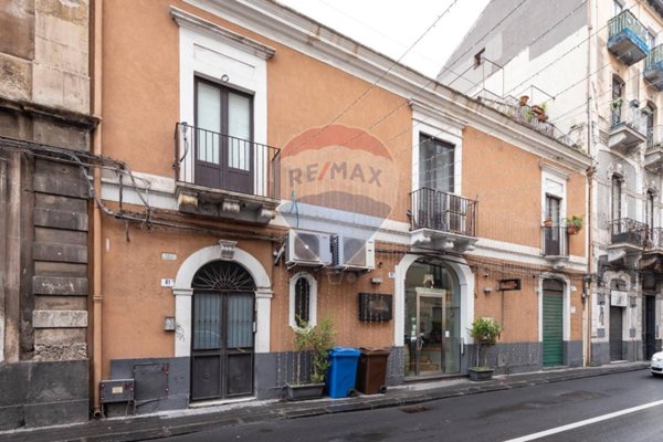 appartamento in vendita a Catania in zona Centro Storico