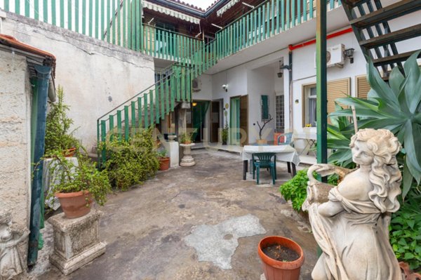 casa indipendente in vendita a Catania