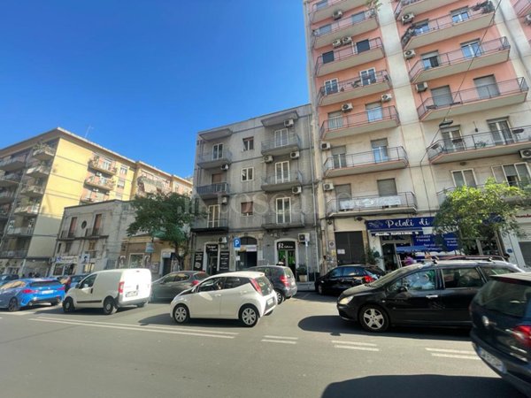 casa indipendente in vendita a Catania