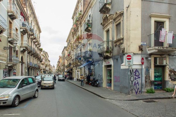 negozio in vendita a Catania in zona Centro Storico