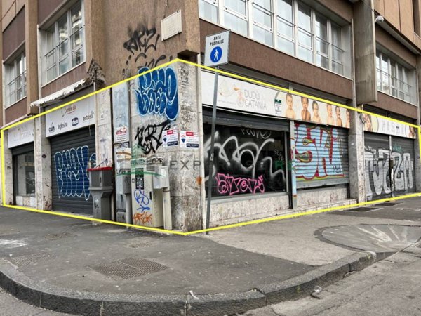 negozio in vendita a Catania