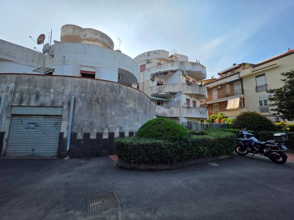 appartamento in vendita a Catania in zona Picanello