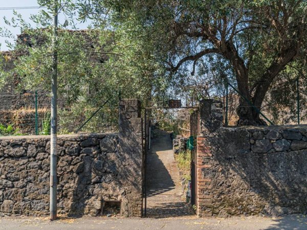 appartamento in vendita a Catania in zona Canalicchio