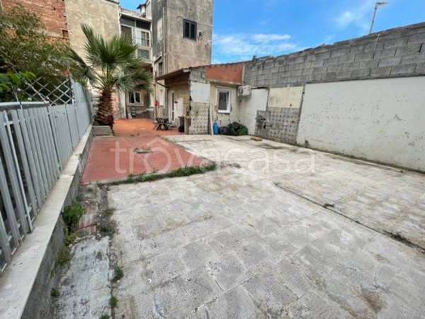 appartamento in vendita a Catania in zona Picanello