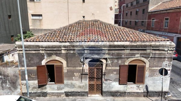 casa indipendente in vendita a Catania in zona Ognina