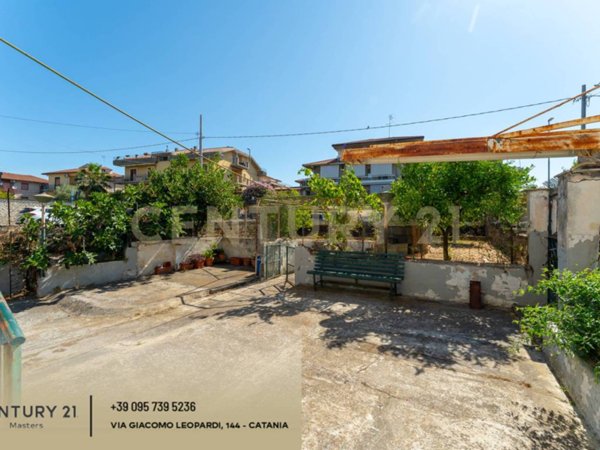 casa indipendente in vendita a Catania