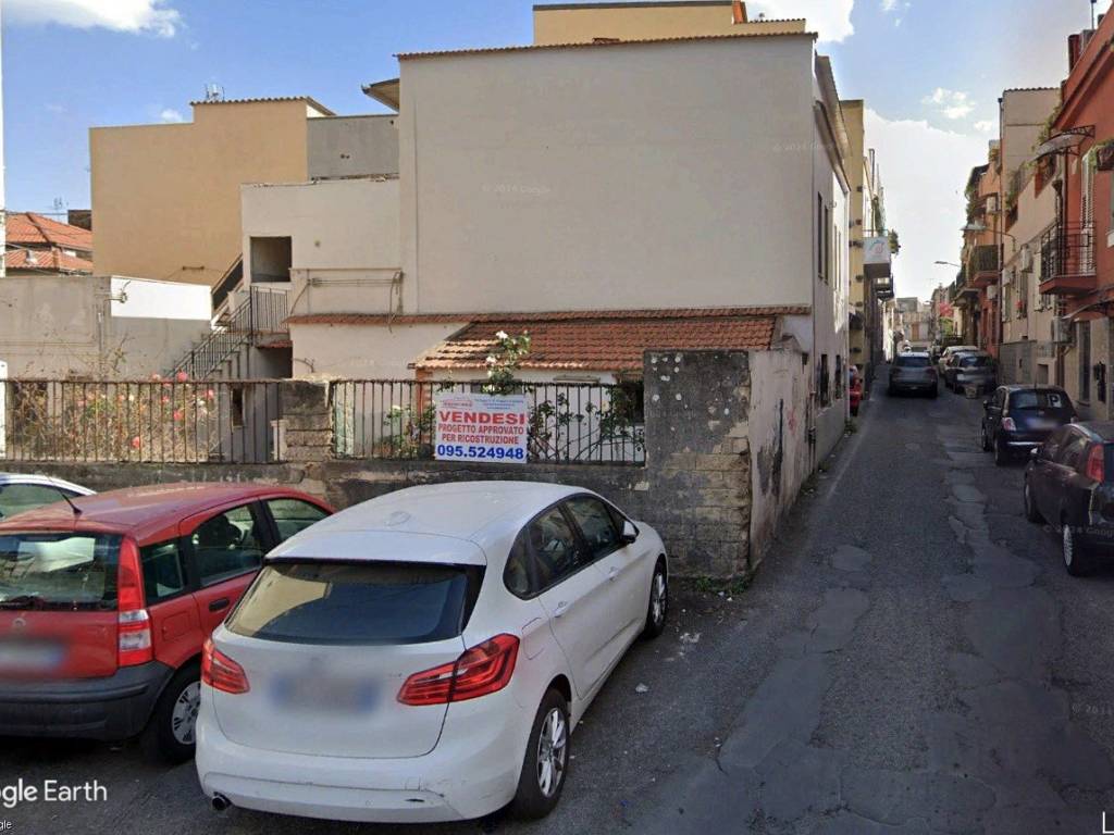 intera palazzina in vendita a Catania