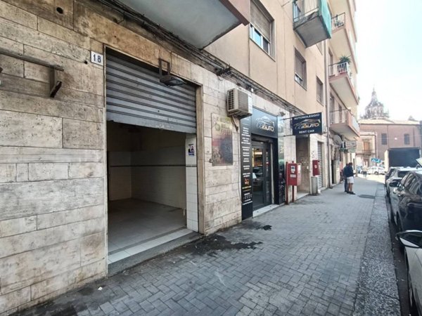 negozio in vendita a Catania
