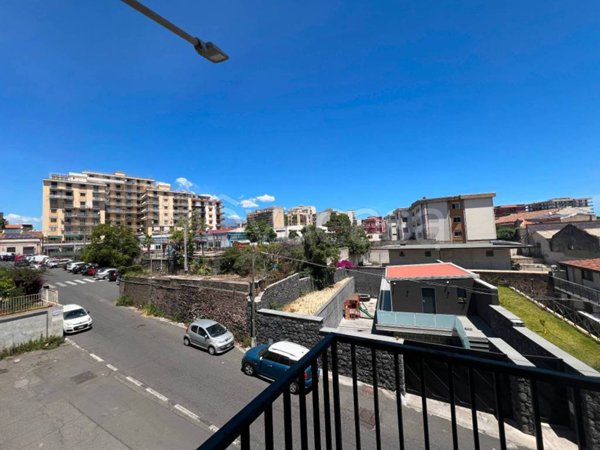 appartamento in vendita a Catania in zona Ognina