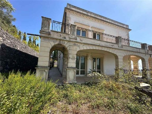 casa indipendente in vendita a Catania