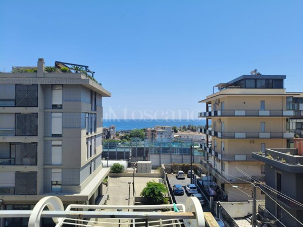 appartamento in vendita a Catania in zona Ognina