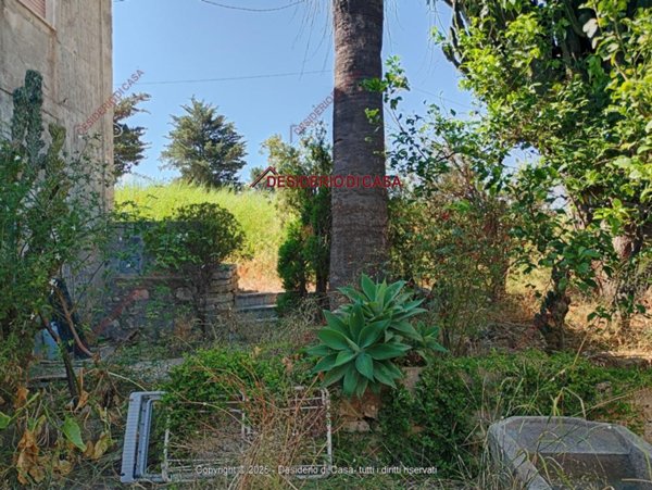 casa indipendente in vendita a Catania