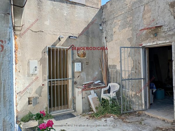casa indipendente in vendita a Catania
