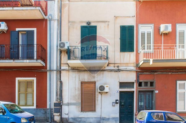 casa indipendente in vendita a Catania in zona Canalicchio