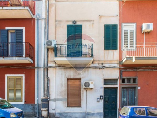 casa indipendente in vendita a Catania