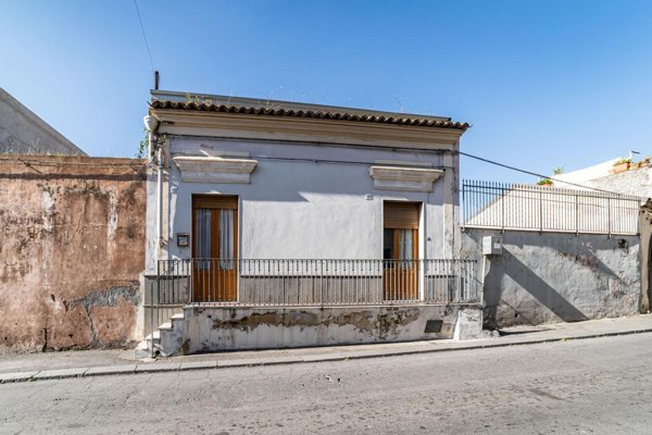 casa indipendente in vendita a Catania in zona Trappeto