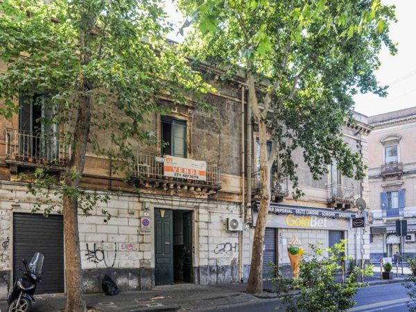 appartamento in vendita a Catania in zona Centro Storico