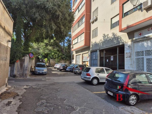 casa semindipendente in vendita a Catania