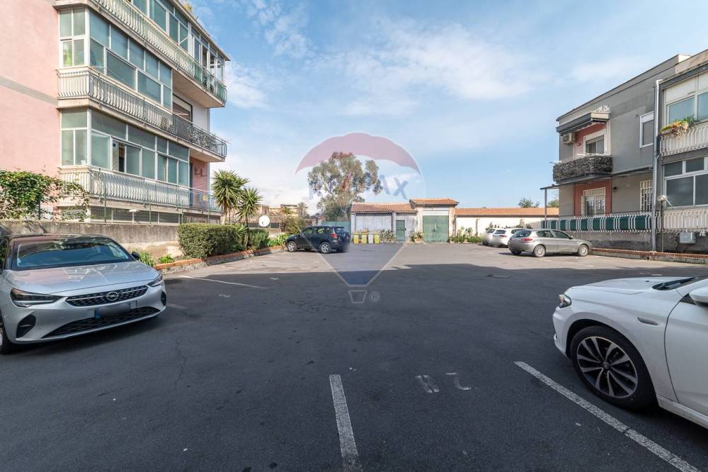 appartamento in vendita a Catania in zona Picanello