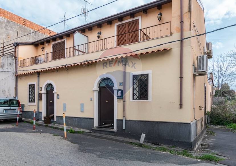 casa indipendente in vendita a Catania