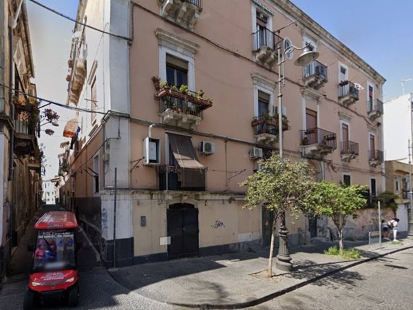 negozio in vendita a Catania in zona Centro Storico