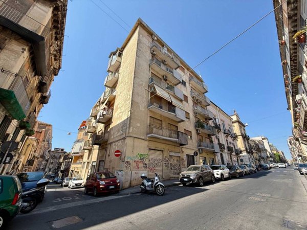 appartamento in vendita a Catania in zona Centro Storico