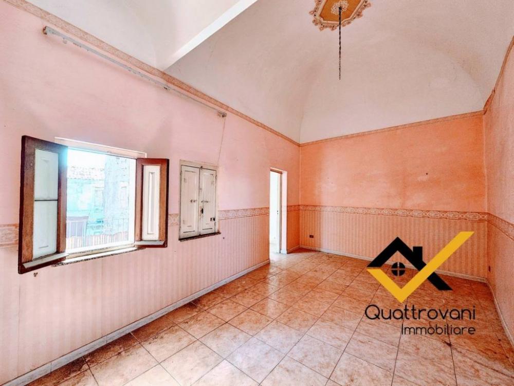 casa indipendente in vendita a Catania in zona Centro Storico