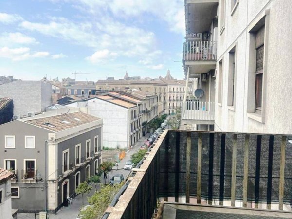 appartamento in vendita a Catania in zona Centro Storico
