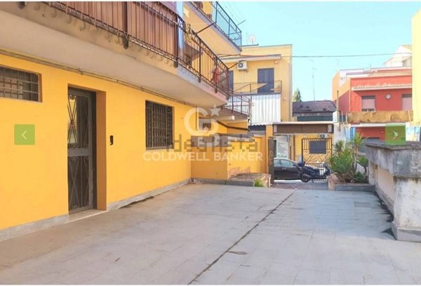 negozio in vendita a Catania in zona Centro Storico