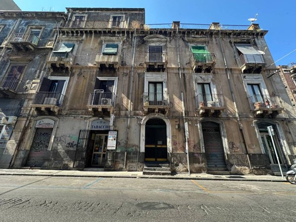 appartamento in vendita a Catania in zona Centro Storico