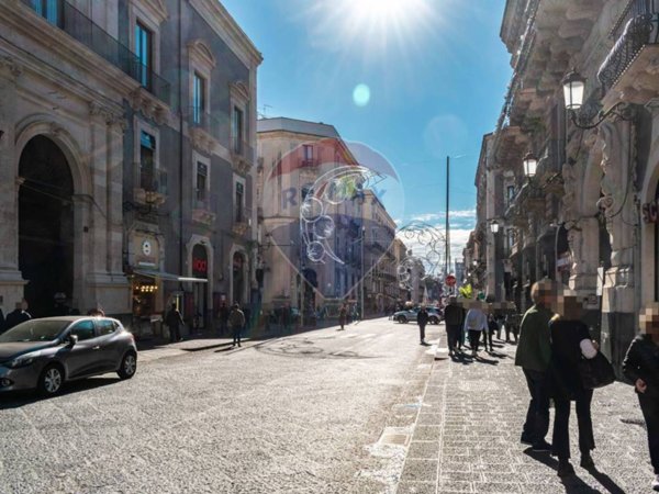 intera palazzina in vendita a Catania in zona Centro Storico